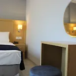 Liberi Taksim Ξενοδοχείο 3*