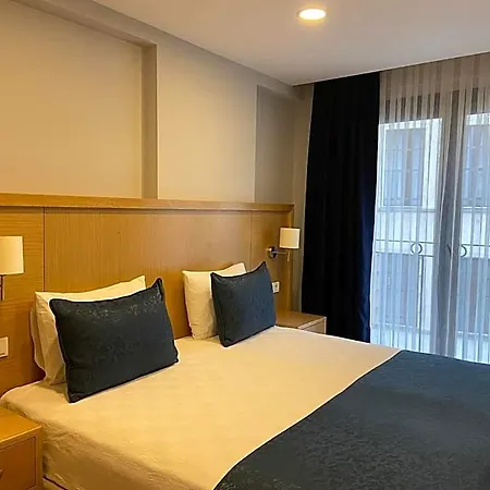 Otel Liberi Taksim 3*