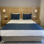 Liberi Taksim Hotel 3*